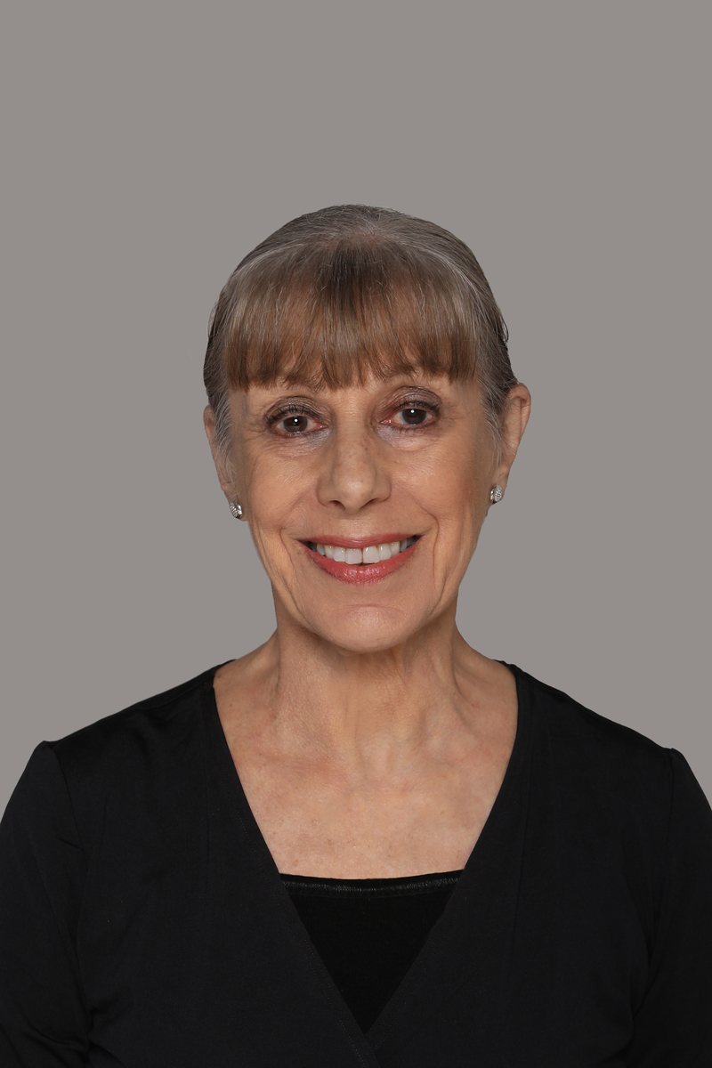 Dr Maureen Coulter